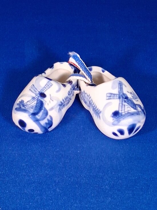 Delft Blue Other - Vintage (1960-80s) Delft Blue Ceramic Miniature Dutch Shoes Clogs Pair